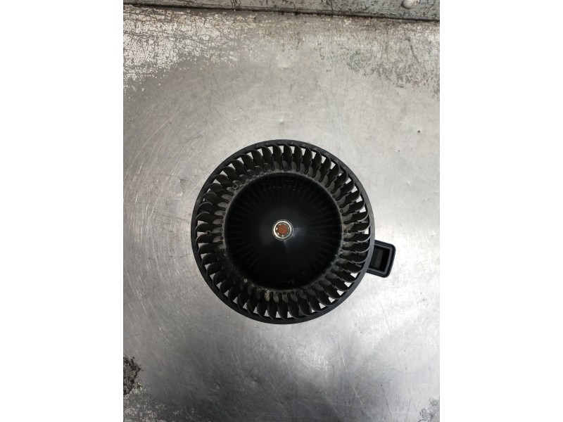 Recambio de motor calefaccion para audi a4 avant (8w5) advanced edition referencia OEM IAM 4M1820021A C24245106 CZ997007