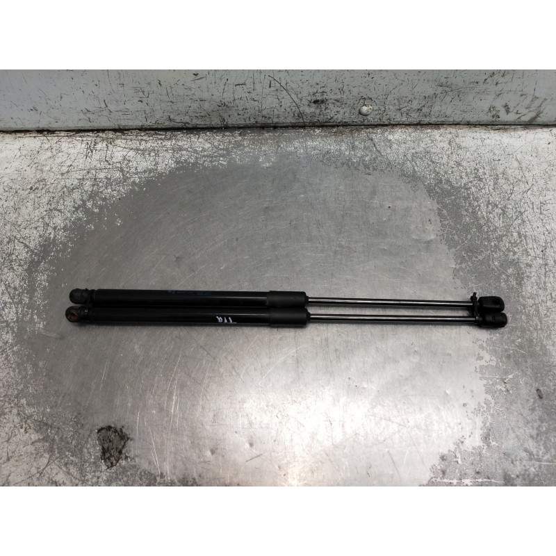Recambio de amortiguadores maletero / porton para audi a4 avant (8w5) advanced edition referencia OEM IAM 8W9827552C  