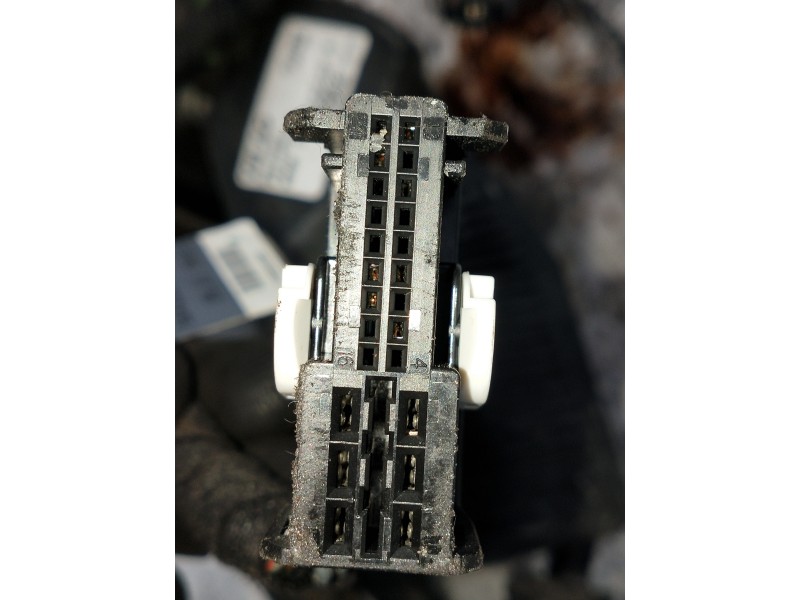 Recambio de refuerzo paragolpes trasero para audi a4 avant (8w5) advanced edition referencia OEM IAM   