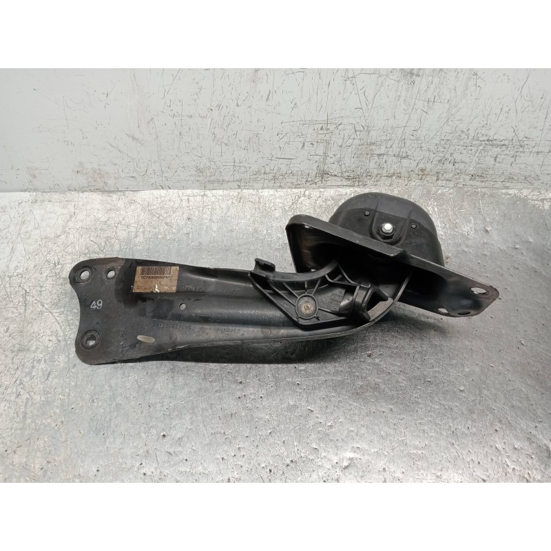 Recambio de brazo suspension superior trasero izquierdo para audi a3 (8p) 2.0 tdi ambiente (dpf) (125kw) referencia OEM IAM 1K05