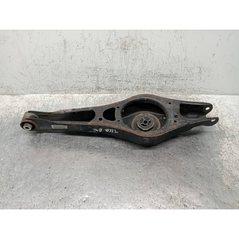 Recambio de brazo suspension inferior trasero derecho para audi a3 (8p) 2.0 tdi ambiente (dpf) (125kw) referencia OEM IAM 1K0505