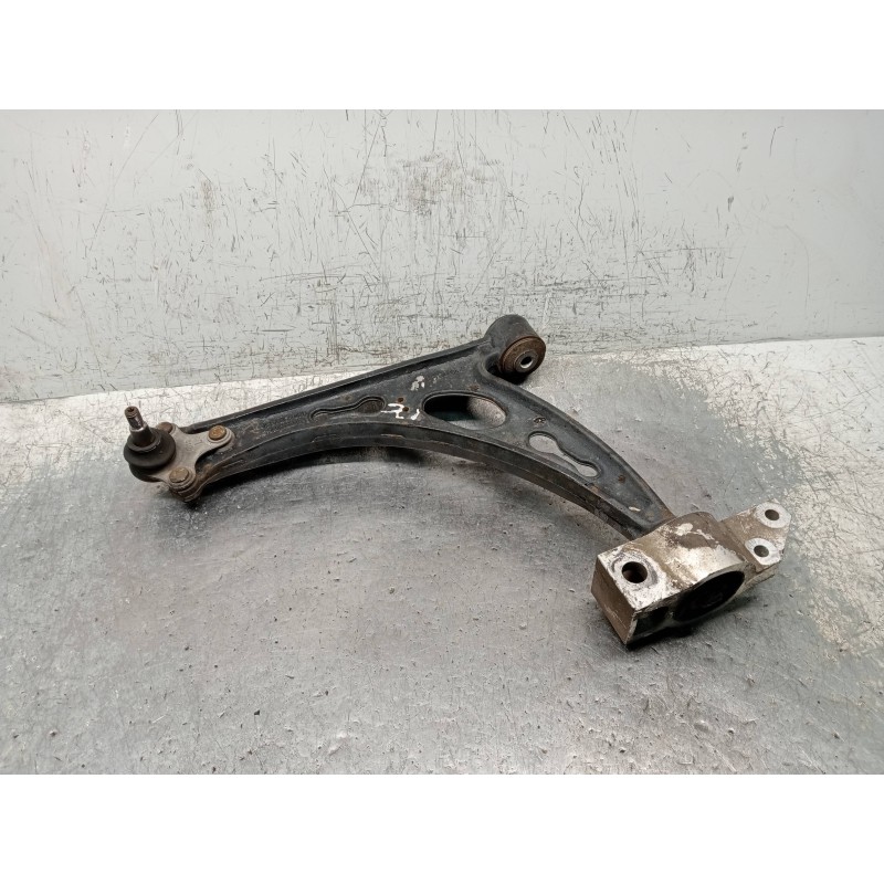 Recambio de brazo suspension inferior delantero izquierdo para audi a3 (8p) 2.0 tdi ambiente (dpf) (125kw) referencia OEM IAM 1K