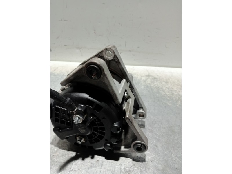 Recambio de alternador para chevrolet cruze l referencia OEM IAM 13502595  