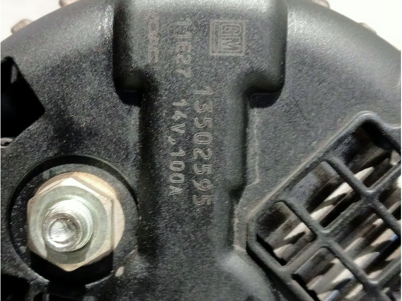 Recambio de alternador para chevrolet cruze l referencia OEM IAM 13502595  