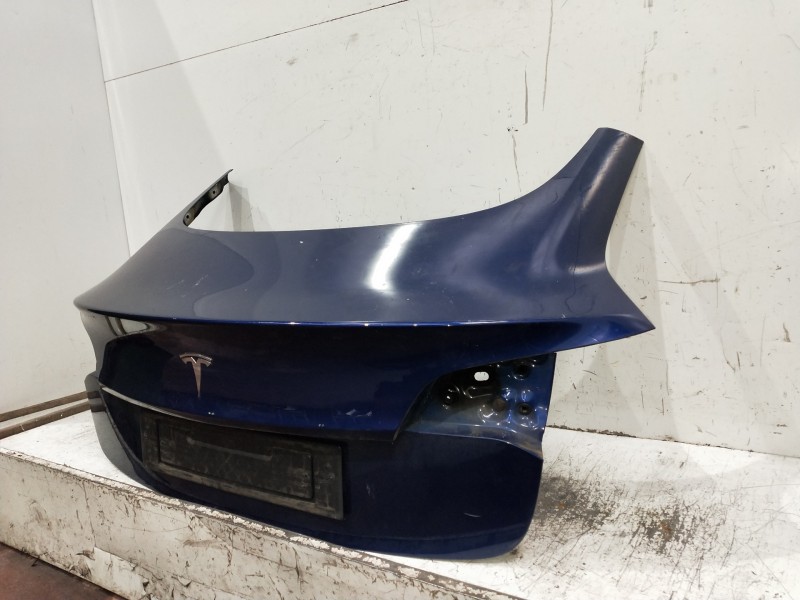 Recambio de tapa maletero para tesla model 3 referencia OEM IAM   