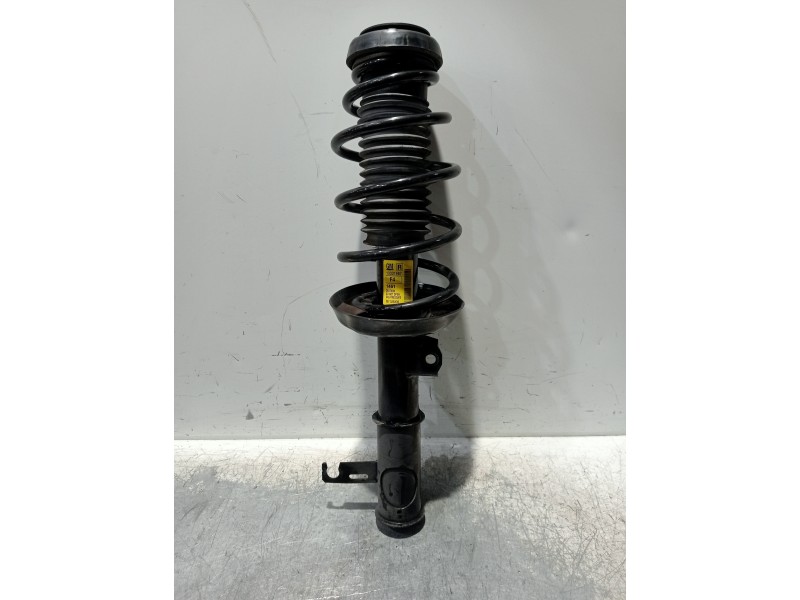 Recambio de amortiguador delantero derecho para chevrolet cruze l referencia OEM IAM 13331987  