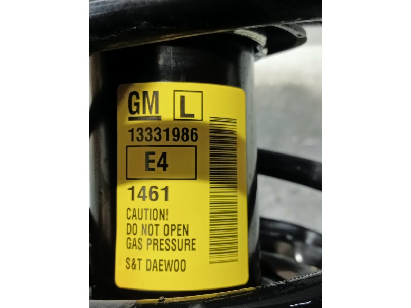 Recambio de amortiguador delantero izquierdo para chevrolet cruze l referencia OEM IAM 13331986  