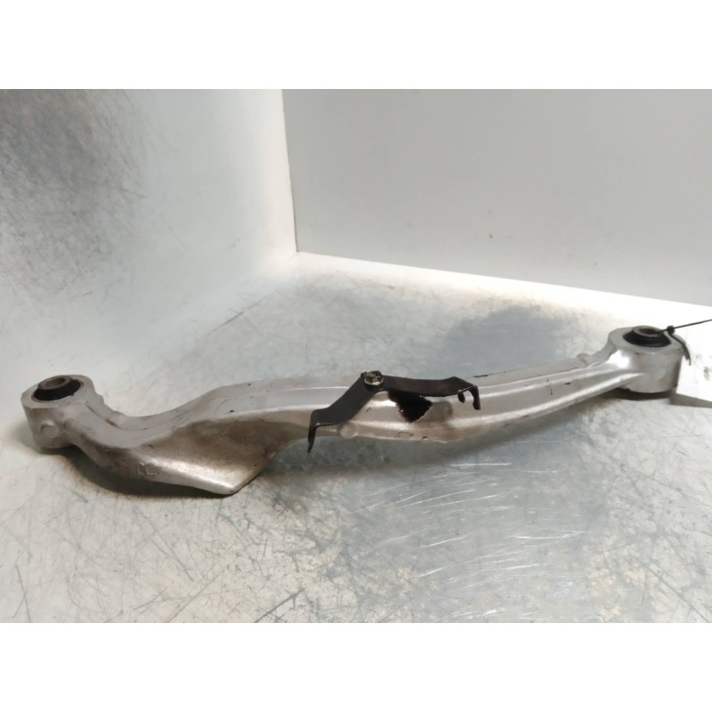 Recambio de brazo suspension superior trasero derecho para nissan qashqai (j10) 2.0 16v cat referencia OEM IAM   
