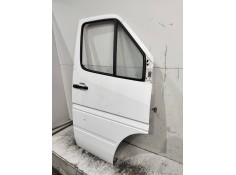 Recambio de puerta delantera derecha para mercedes sprinter (w901,w904) caja cerr. referencia OEM IAM   4P 2