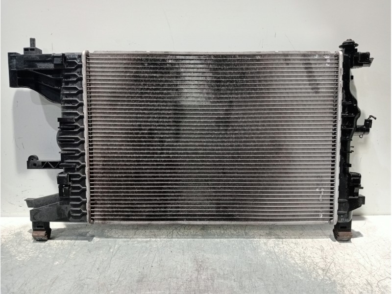 Recambio de radiador agua para chevrolet cruze l referencia OEM IAM 52422262  