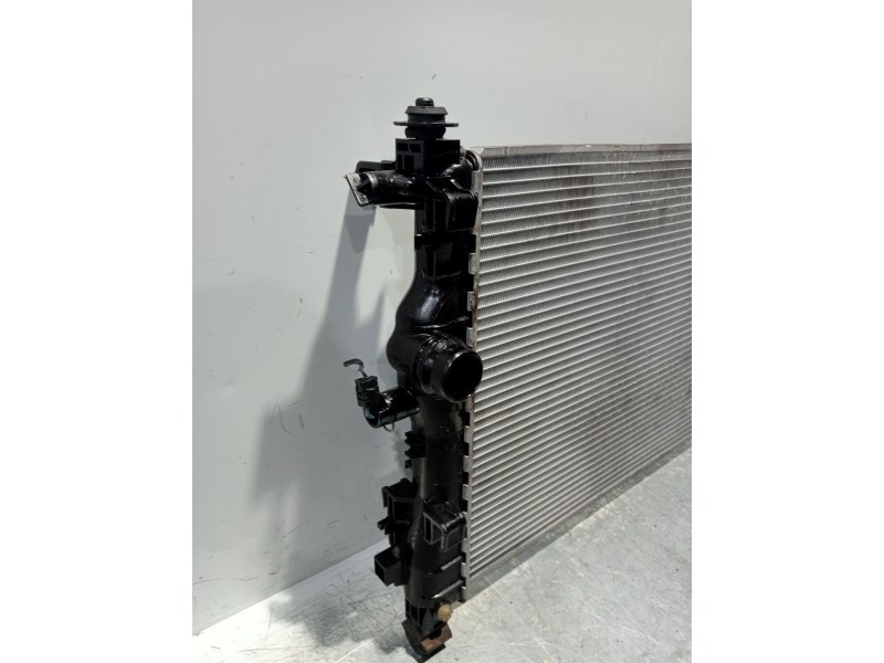Recambio de radiador agua para chevrolet cruze l referencia OEM IAM 52422262  