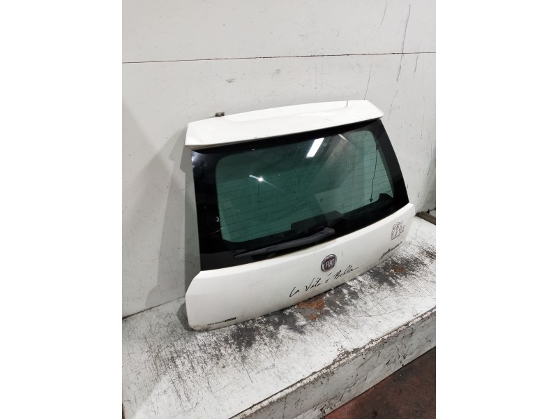 Recambio de porton trasero para fiat grande punto (199) 1.4 16v active referencia OEM IAM   3P