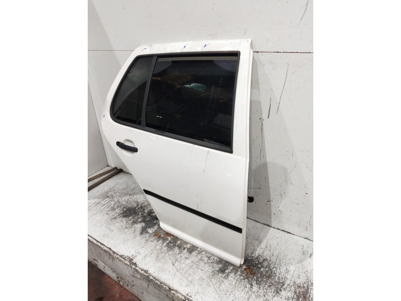 Recambio de puerta trasera derecha para volkswagen golf iv berlina (1j1) conceptline referencia OEM IAM   5P