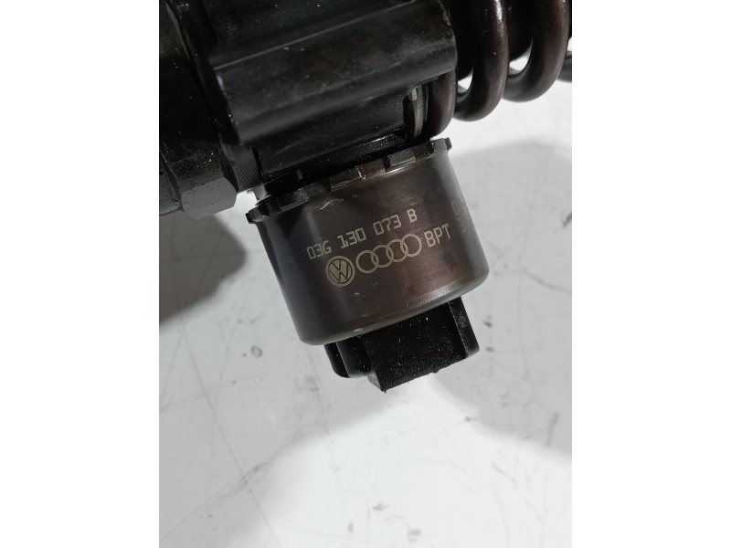 Recambio de inyector para volkswagen touran (1t1) highline referencia OEM IAM 0414720402 03G130073B BOSCH