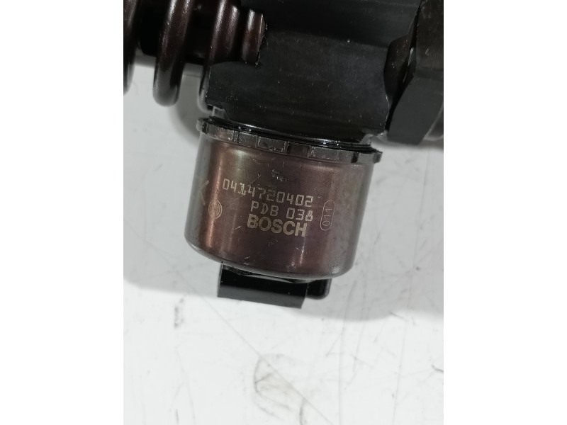 Recambio de inyector para volkswagen touran (1t1) highline referencia OEM IAM 0414720402 03G130073B BOSCH
