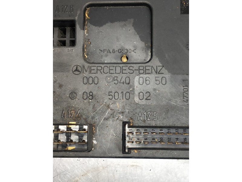 Recambio de caja reles / fusibles para mercedes sprinter (w901,w904) caja cerr. referencia OEM IAM 0005400650 08501002 