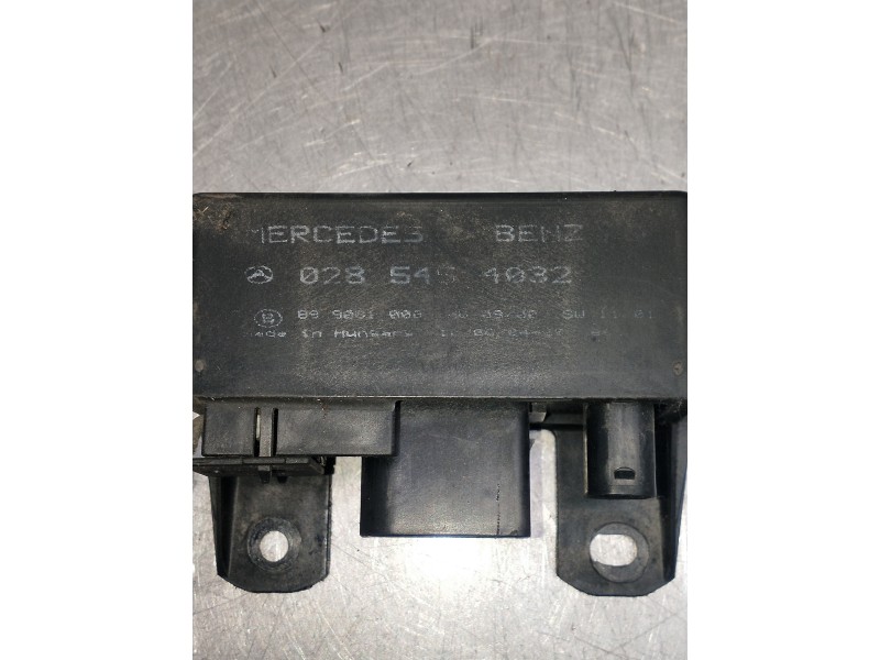 Recambio de caja precalentamiento para mercedes sprinter (w901,w904) caja cerr. referencia OEM IAM 0285454032  
