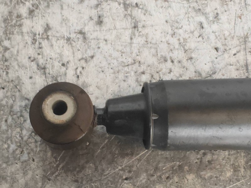 Recambio de amortiguador trasero derecho para citroen c3 picasso live edition referencia OEM IAM 9810638780  