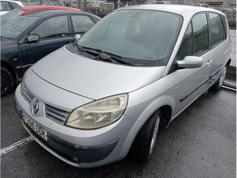 renault scenic ii del año 2004