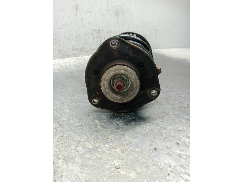 Recambio de amortiguador delantero derecho para audi a3 (8p) 2.0 tdi ambiente (dpf) (125kw) referencia OEM IAM 1T0413031CF  