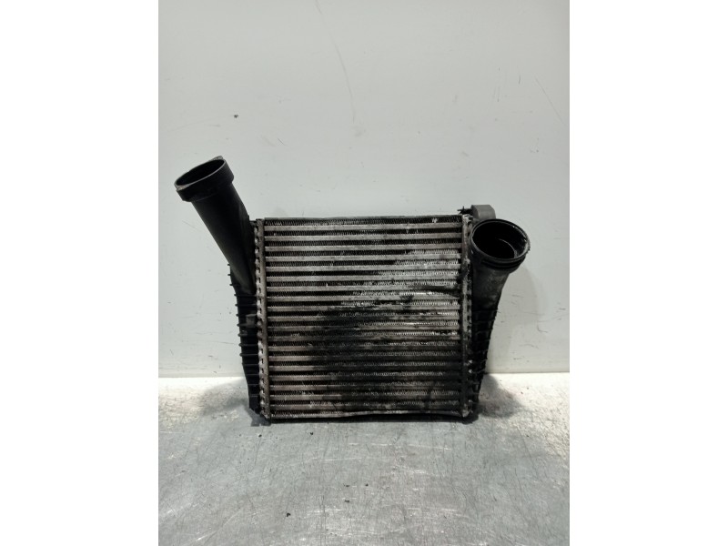 Recambio de intercooler para volkswagen touareg (7la) tdi v6 referencia OEM IAM 7L6145803C  