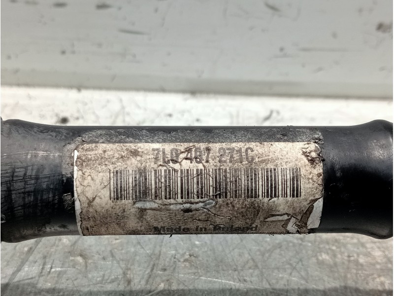 Recambio de transmision delantera izquierda para volkswagen touareg (7la) tdi v6 referencia OEM IAM 7L0407271C  