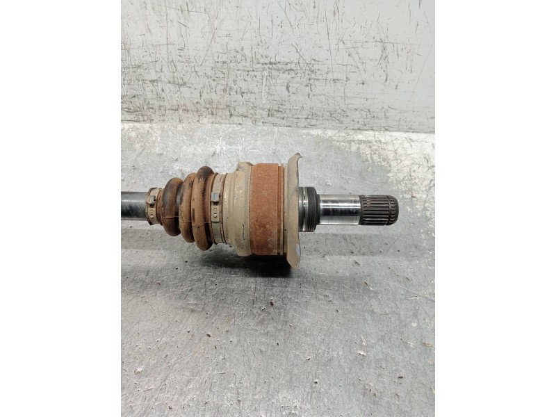 Recambio de transmision trasera izquierda para bmw x3 (f25) xdrive 20d referencia OEM IAM 7598037AI02  