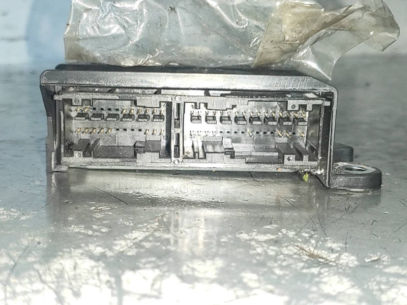 Recambio de centralita airbag para citroen c3 picasso live edition referencia OEM IAM 9803837180 626178800 