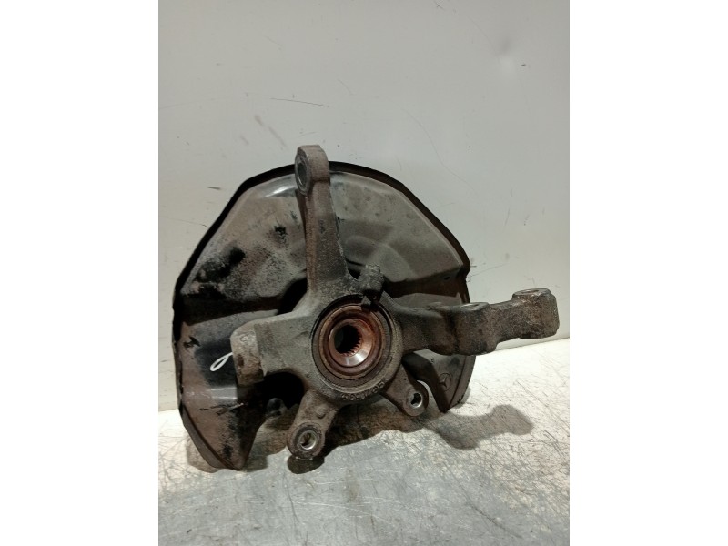 Recambio de mangueta delantera derecha para mercedes clase b (w245) 200 cdi (245.208) referencia OEM IAM   