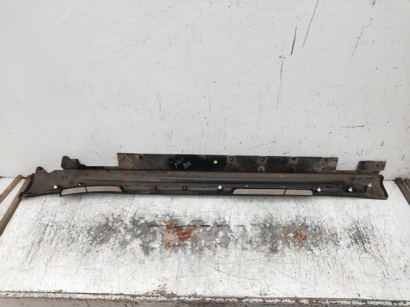 Recambio de faldon lateral para mini countryman (f60) cooper referencia OEM IAM   DERECHO