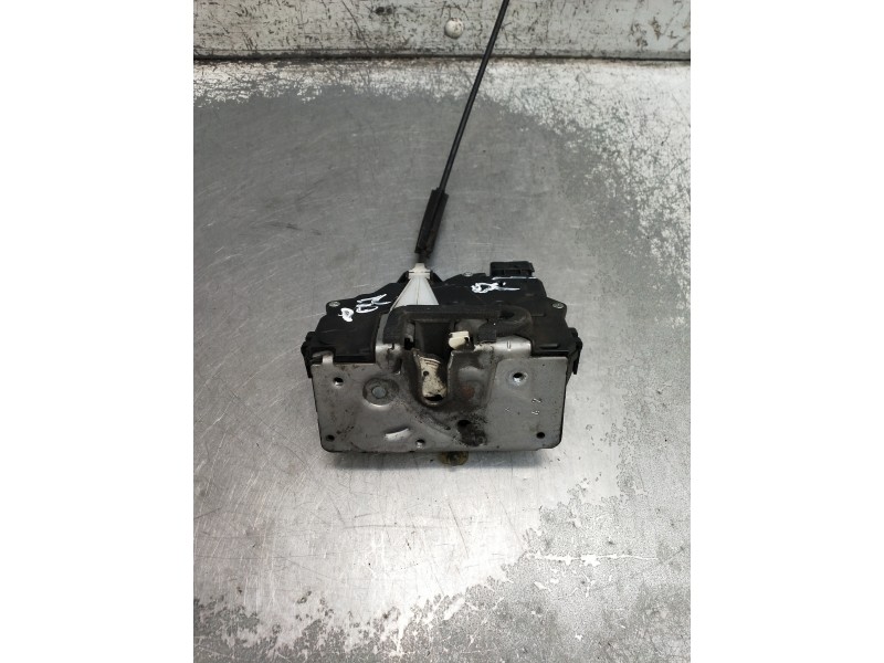 Recambio de motor cierre centralizado delantero derecho para fiat grande punto (199) 1.4 16v active referencia OEM IAM 51797562 