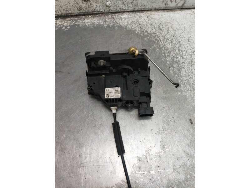 Recambio de motor cierre centralizado delantero derecho para fiat grande punto (199) 1.4 16v active referencia OEM IAM 51797562 