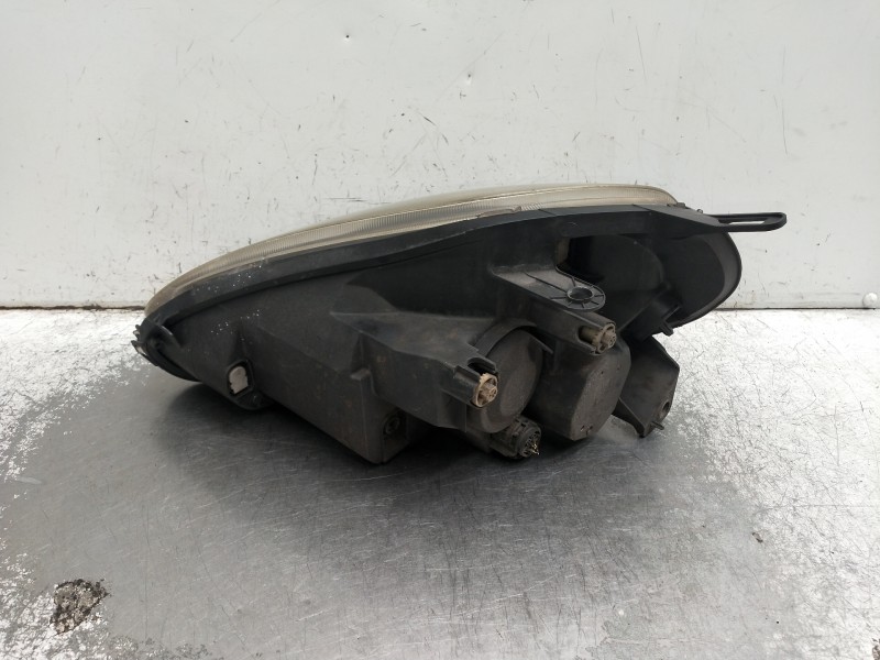 Recambio de faro derecho para fiat grande punto (199) 1.4 16v active referencia OEM IAM   