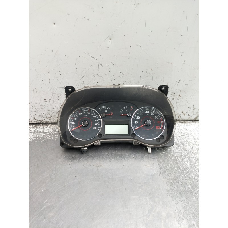 Recambio de cuadro instrumentos para fiat grande punto (199) 1.4 16v active referencia OEM IAM 503003011000 51828075 1190271