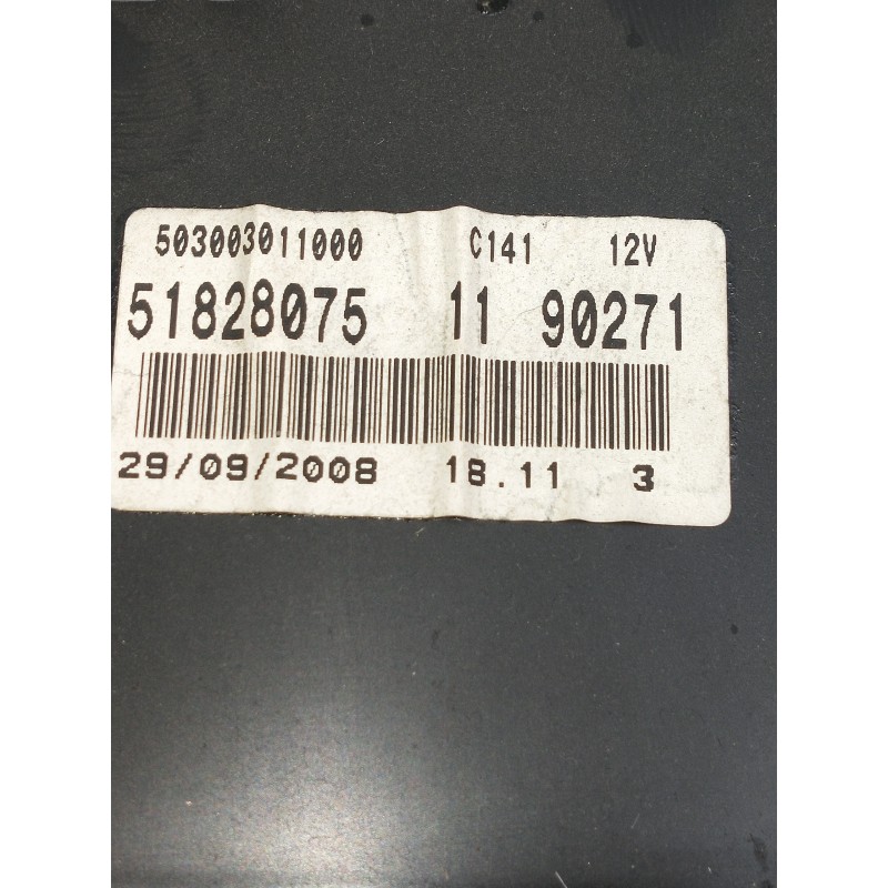 Recambio de cuadro instrumentos para fiat grande punto (199) 1.4 16v active referencia OEM IAM 503003011000 51828075 1190271
