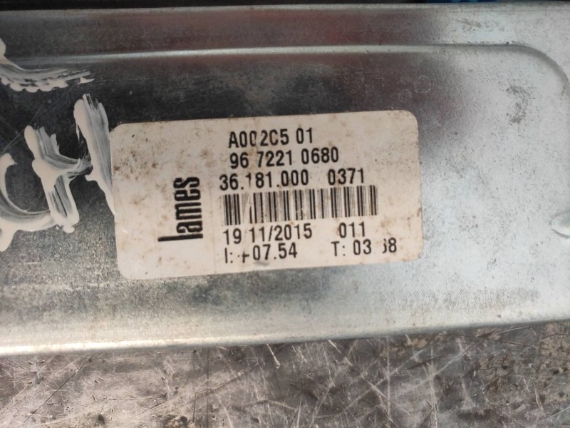 Recambio de elevalunas delantero derecho para citroen c3 picasso live edition referencia OEM IAM 9672210680 A002C501 36181000