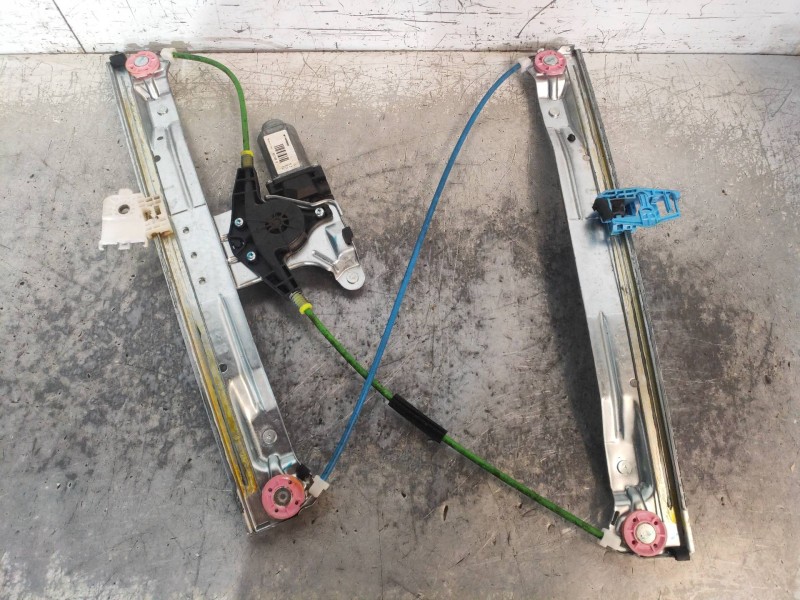 Recambio de elevalunas delantero derecho para citroen c3 picasso live edition referencia OEM IAM 9672210680 A002C501 36181000