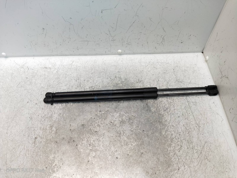 Recambio de amortiguadores maletero / porton para mini countryman (f60) cooper referencia OEM IAM 8281660590N 512438939804 