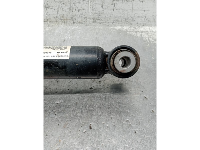 Recambio de amortiguador trasero izquierdo para bmw x3 (f25) xdrive 20d referencia OEM IAM 33526796422  