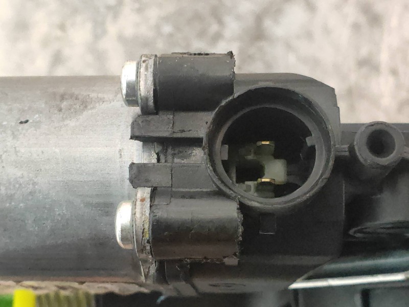 Recambio de elevalunas delantero derecho para citroen c3 picasso live edition referencia OEM IAM 9672210680 A002C501 36181000