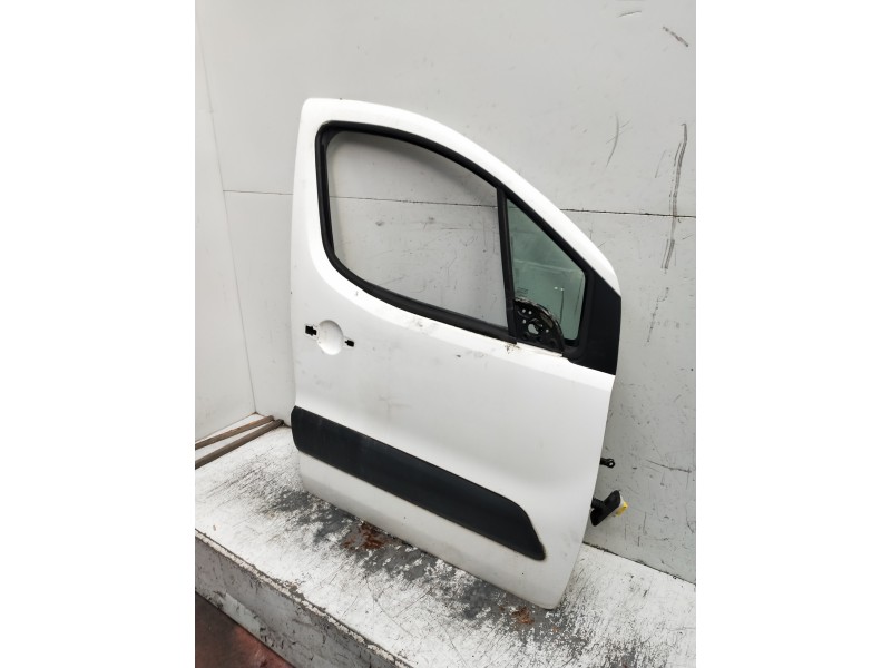 Recambio de puerta delantera derecha para citroen berlingo cuadro referencia OEM IAM   5P