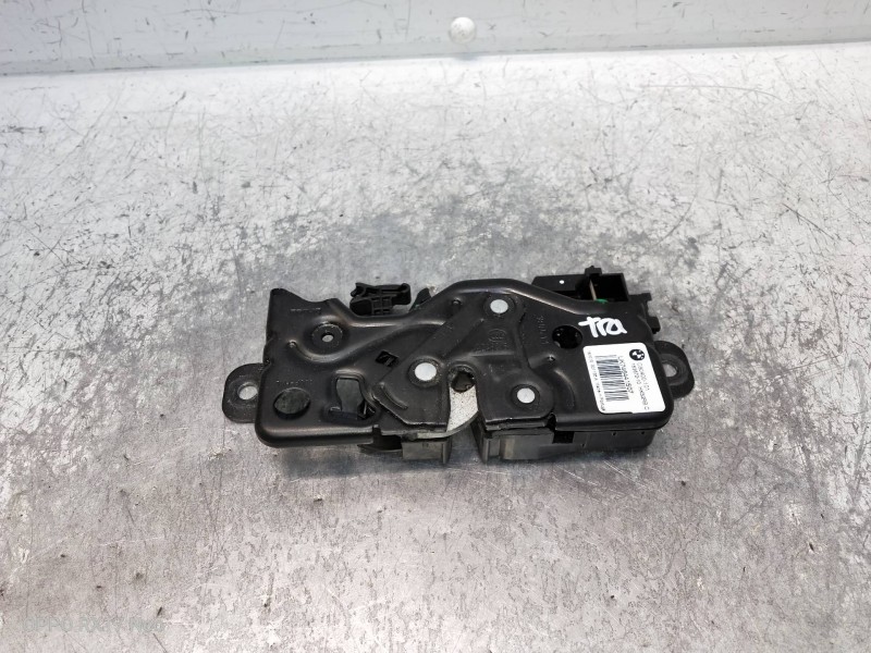 Recambio de motor cierre centralizado porton para mini countryman (f60) cooper referencia OEM IAM C80400101 746441507 5P