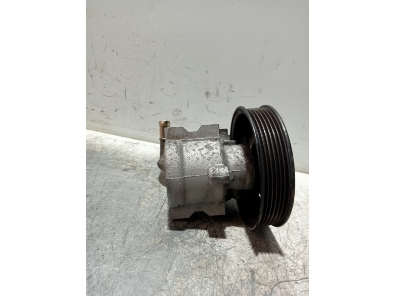 Recambio de bomba direccion para daewoo nubira berlina referencia OEM IAM 540415  