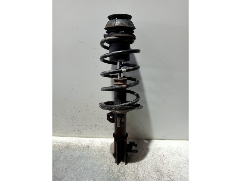 Recambio de amortiguador delantero derecho para daewoo nubira berlina referencia OEM IAM 96407820 7452147 