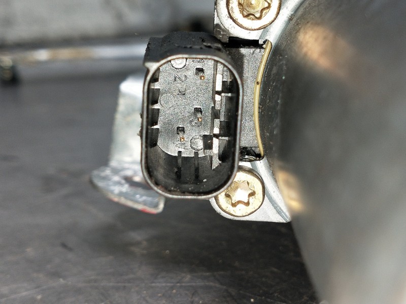 Recambio de elevalunas delantero derecho para bmw serie 3 compacto (e36) 316i referencia OEM IAM 19776100  3P