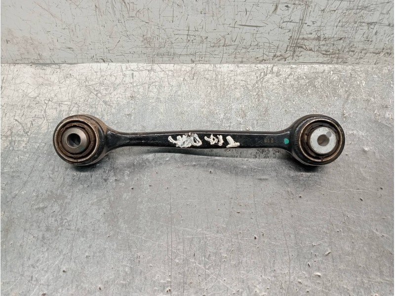 Recambio de brazo suspension superior trasero derecho para bmw x3 (f25) xdrive 20d referencia OEM IAM 33306786991  