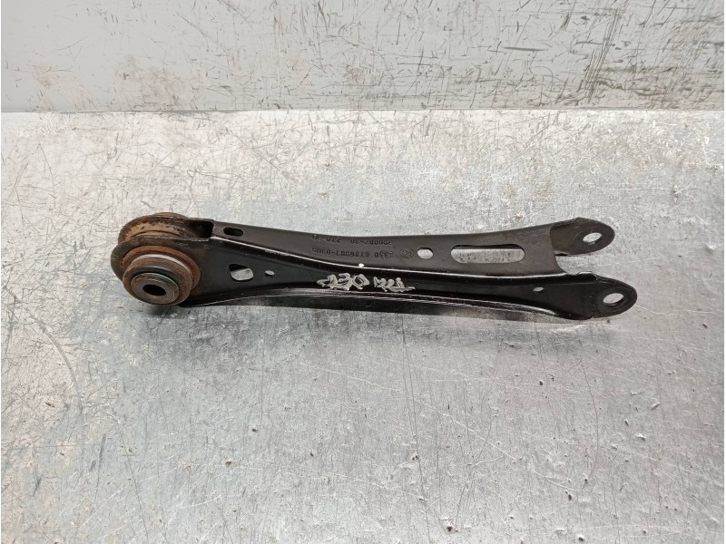 Recambio de brazo suspension superior trasero derecho para bmw x3 (f25) xdrive 20d referencia OEM IAM 33306786981  