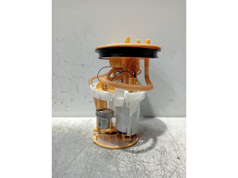 Recambio de bomba combustible para audi a4 avant (8w5) advanced edition referencia OEM IAM 8W0919088K A2C85391300 
