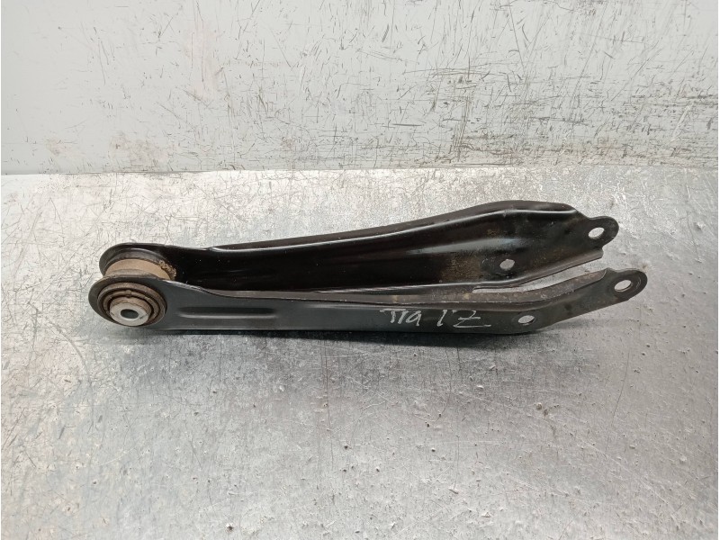 Recambio de brazo suspension inferior trasero izquierdo para bmw x3 (f25) xdrive 20d referencia OEM IAM 33306795812  