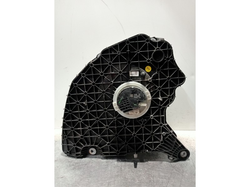 Recambio de deposito combustible para audi a4 avant (8w5) advanced edition referencia OEM IAM 8W0131878AM 4077103AD 4067425AF